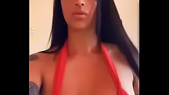 Fedezd fel Kali zamatos íveit és felejthetetlen szexuális bátorságát az OnlyFans oldalon!