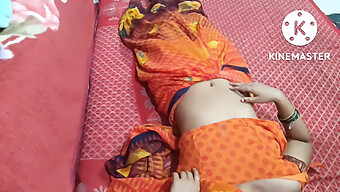 Desi Babe Swallows Cum While Sleeping In A Hot Sari