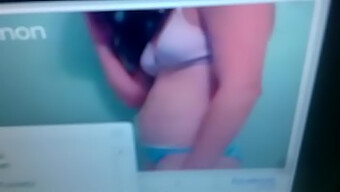 Teen On Omegle Gets Naughty