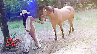 Candy Xinh Đẹp Tự Nhiên Cưỡi Theo Kiểu Cowgirl