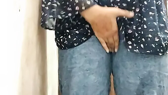 Indian College Girl Records Herself Showering In Dorm Room