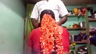 Aunty From India Shows Off Her Sexual Skills In Homemade Video