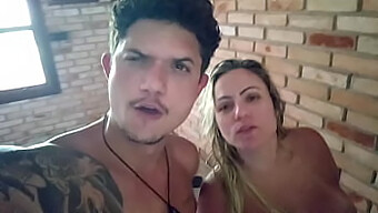 Boquete E Espanhola Com Uma Milf Em Grego