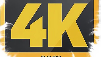 En Kvinde I Kontrol Over En Samler I 4k Video Uden Introduktion