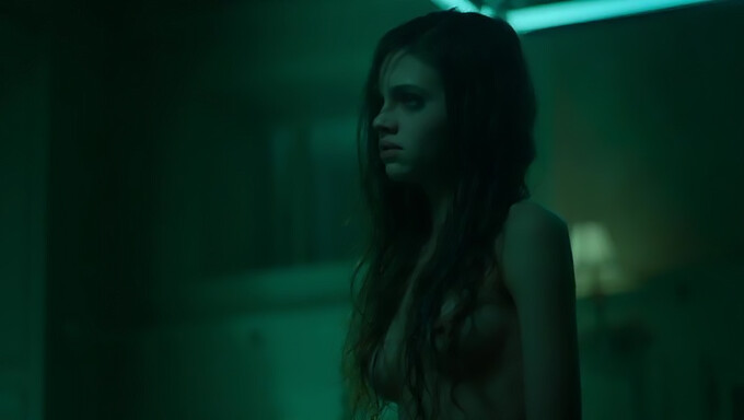 India Eisley'nin Nao Olhe 2019 Bölüm 2'deki Sıcak Performansı