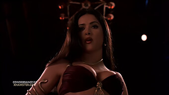 Salma Hayek'S Lingerie Show In Hd