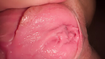 Amateur Teen'S Tight Pussy Reaches Orgasm Through Close-Up Masturbation